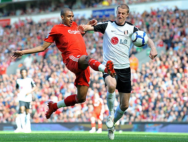 陷入困境 陷入困境