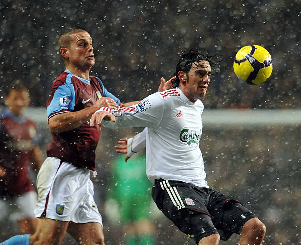 正是他带领 正是他带领